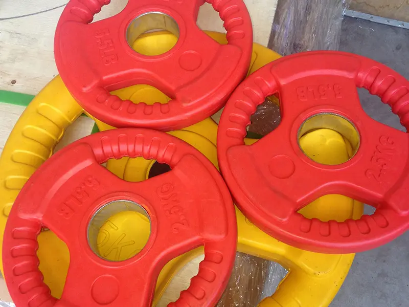 Tri-Grip Weight Plate Set For A Variety Of Workouts